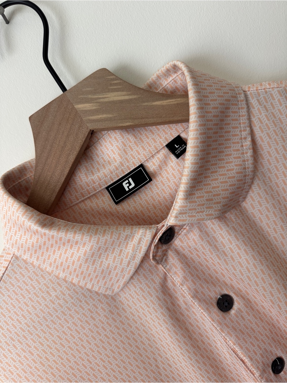 FJ FootJoy Peach Textured Golf Polo Mens size Large “Green Meadows CC”
